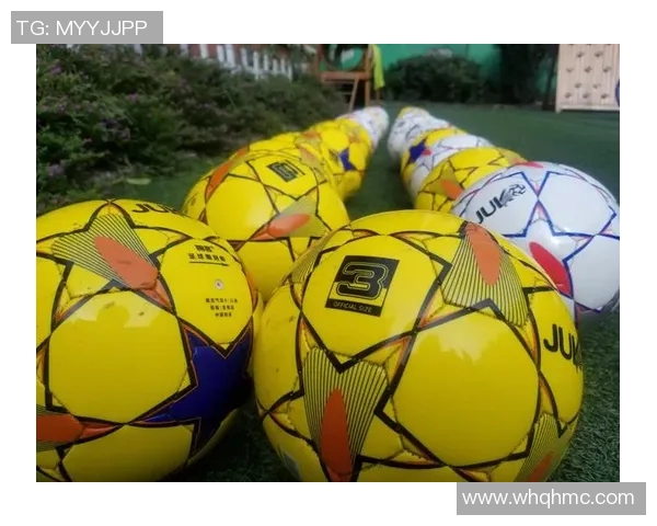 镜头捕捉:五大联赛赛场小动作引发热议 镜头捕捉:五大联赛赛场小动作引发热议